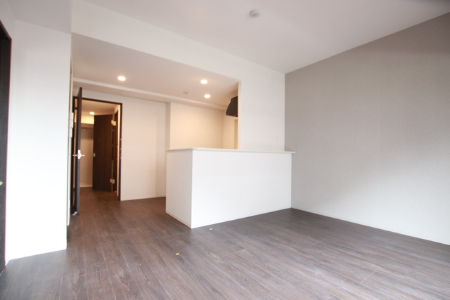 居室・リビング　参考写真※同建物同一タイプの居室写真※