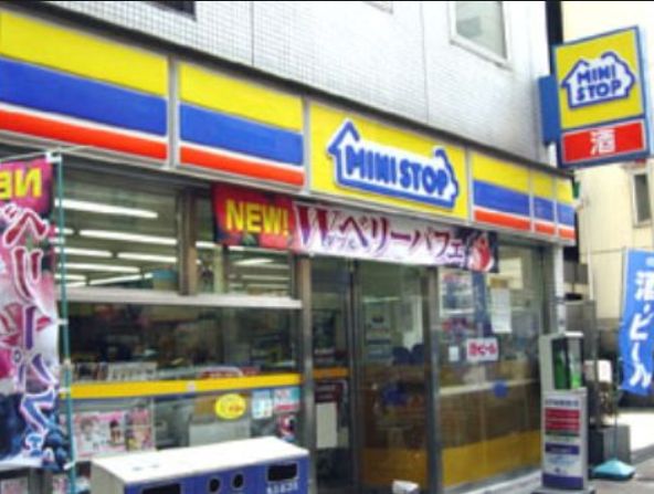 コンビニ　ミニストップ上野池之端店（コンビニ）まで149m