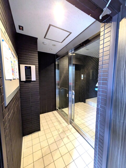 セキュリティ　安心のオートロックです