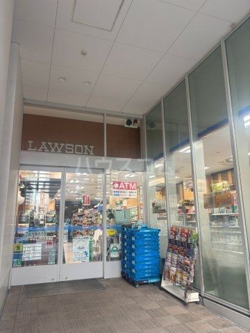 コンビニ　ローソンHみなとパーク芝浦店（コンビニ）まで836m
