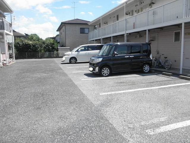 駐車場　駐車場