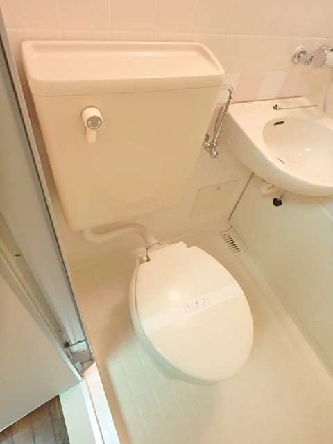 T’s garden稲城のトイレ写真
