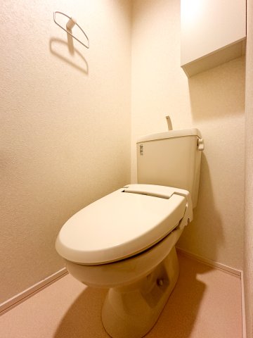 トイレ　別タイプのお部屋の写真です