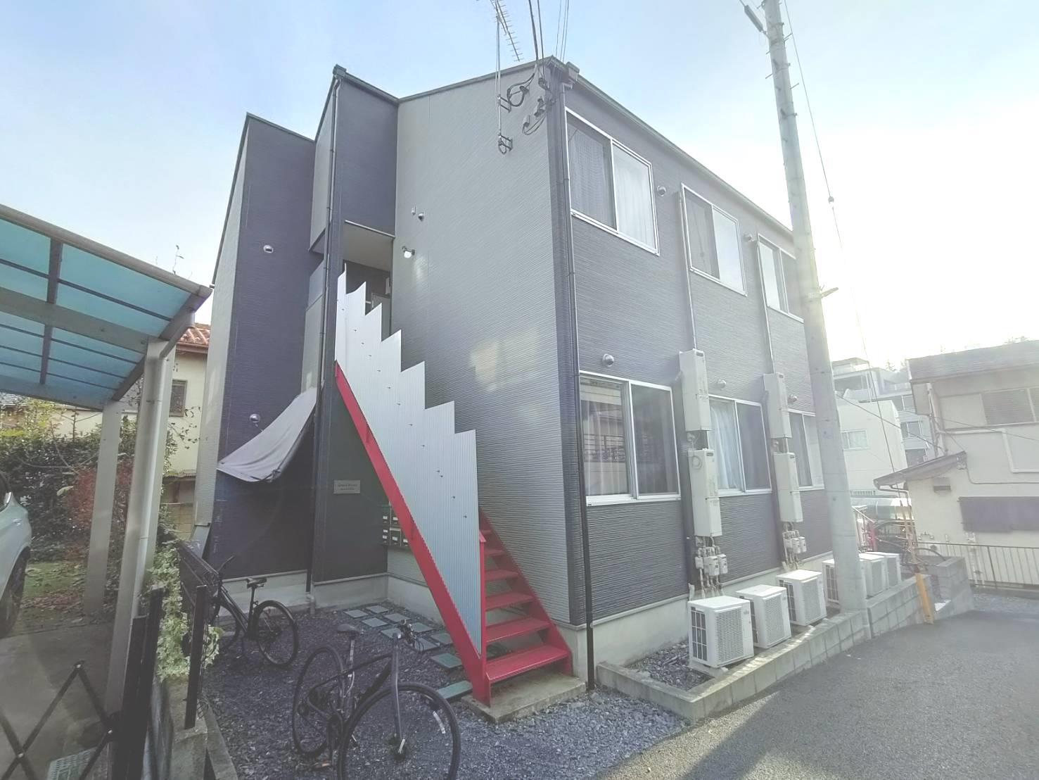 建物外観　123号室北西・456号室南東