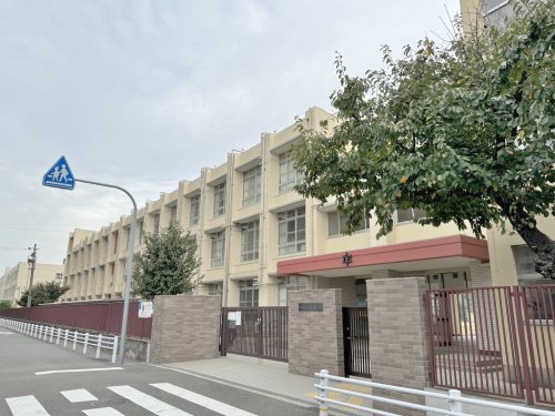 中学校　大阪市立加美中学校（中学校）まで580m