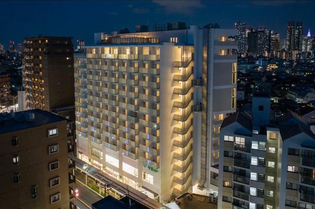建物外観　鉄筋コンクリート造のがっちりとした建物。