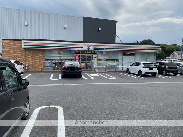 コンビニ　セブン－イレブンみよし黒笹店（コンビニ）まで570m