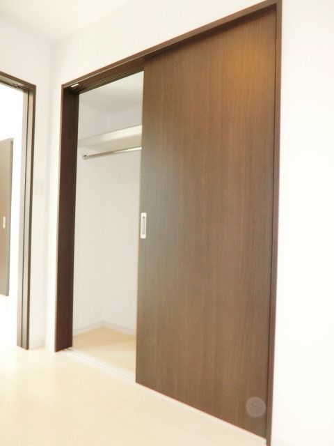 収納　収納があるとお部屋も広使えますね