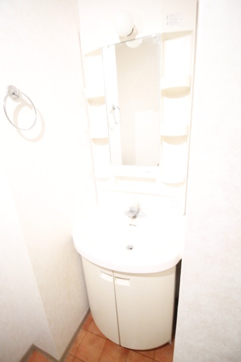 洗面設備　※他部屋写真使用