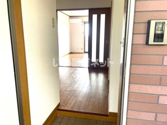 ヒルズコート木之庄IIの玄関写真