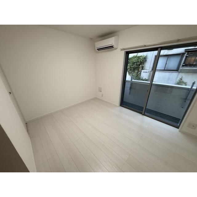居室・リビング　※別部屋参考画像