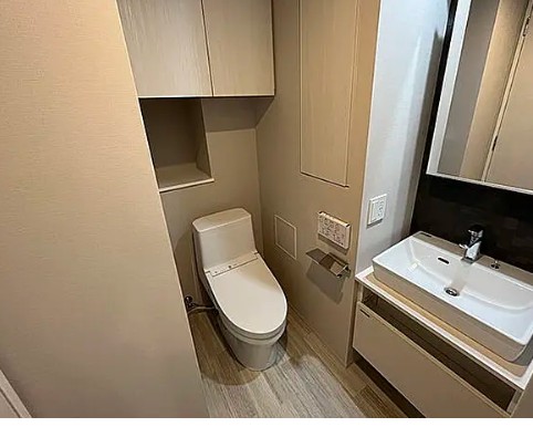 トイレ　清潔感のあるトイレです