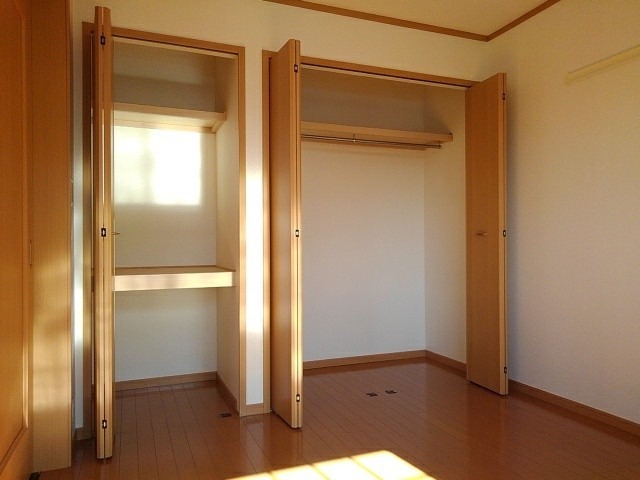 収納　図面と現状に相違がある場合には現状を優先