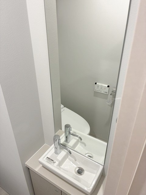 トイレ　トイレ内手洗い