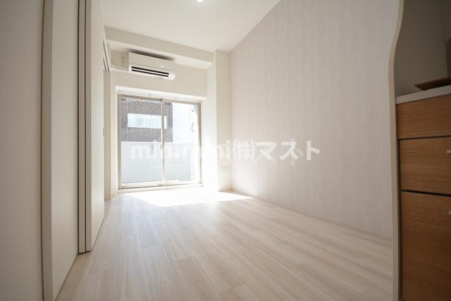 居室・リビング　※お部屋によりカラーリングが異なります。