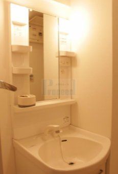 洗面設備　※別部屋参考写真※現況優先です
