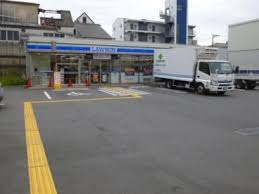 コンビニ　ローソン 西淡路五丁目店（コンビニ）まで108m