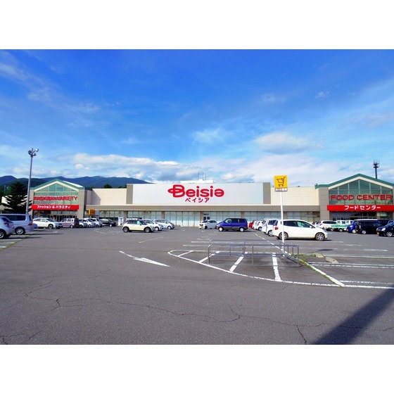 スーパー　ベイシア東御店（スーパー）まで913m