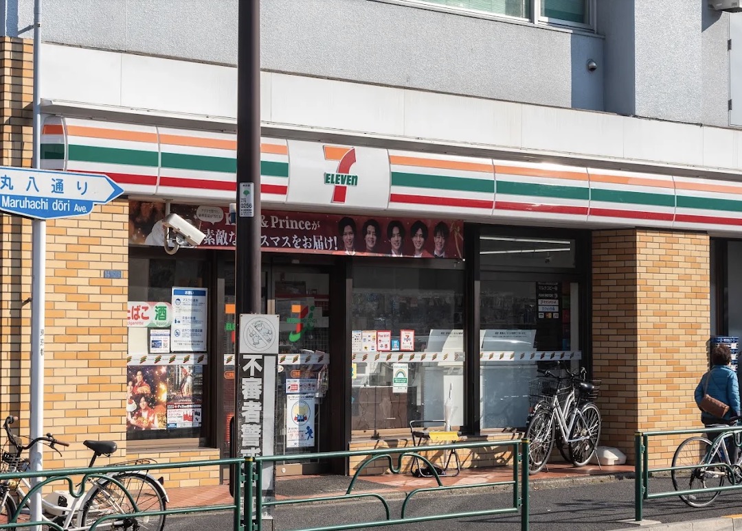 コンビニ　セブンイレブン江東亀戸7丁目店（コンビニ）まで126m