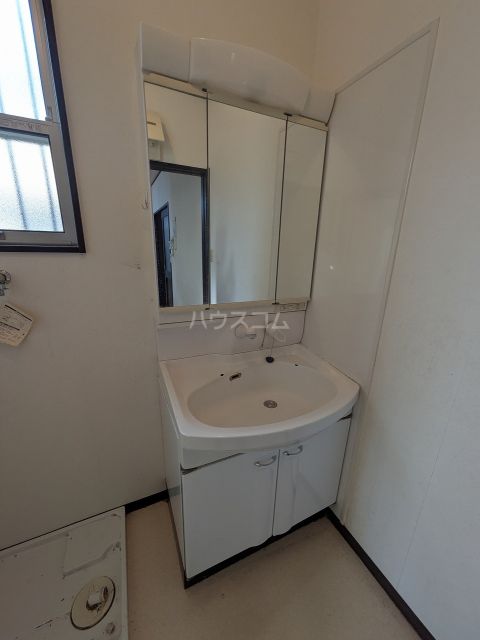 戸崎町榎ヶ坪貸家の内装写真