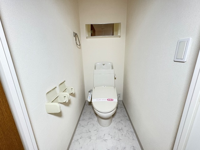 トイレ　シンプルで使いやすいトイレです