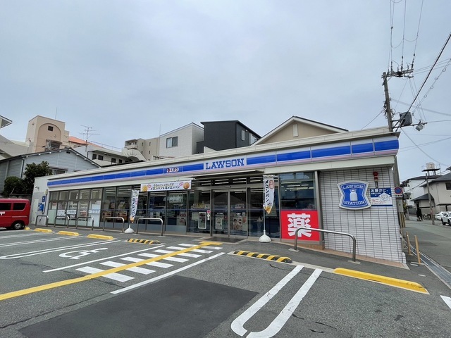 コンビニ　ローソン　桜塚店（コンビニ）まで674m