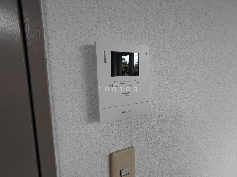 セキュリティ　モニター付きインターホンで来客確認も安心です！
