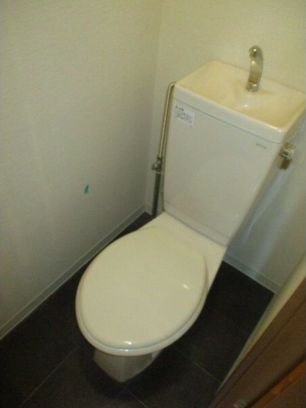Y’sハイツ.のトイレ写真