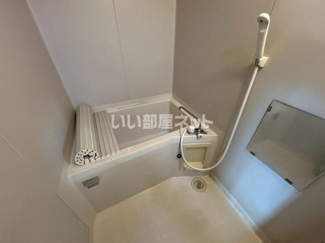 プレシュ牛田の風呂写真