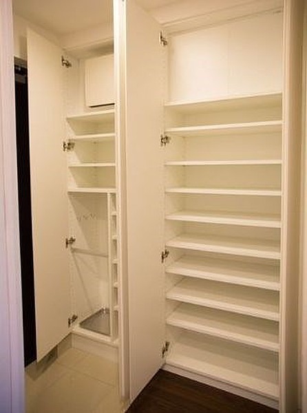 収納　※別部屋の参考写真です。