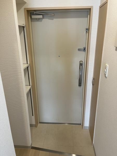 アーバンフラッツ心斎橋の玄関写真
