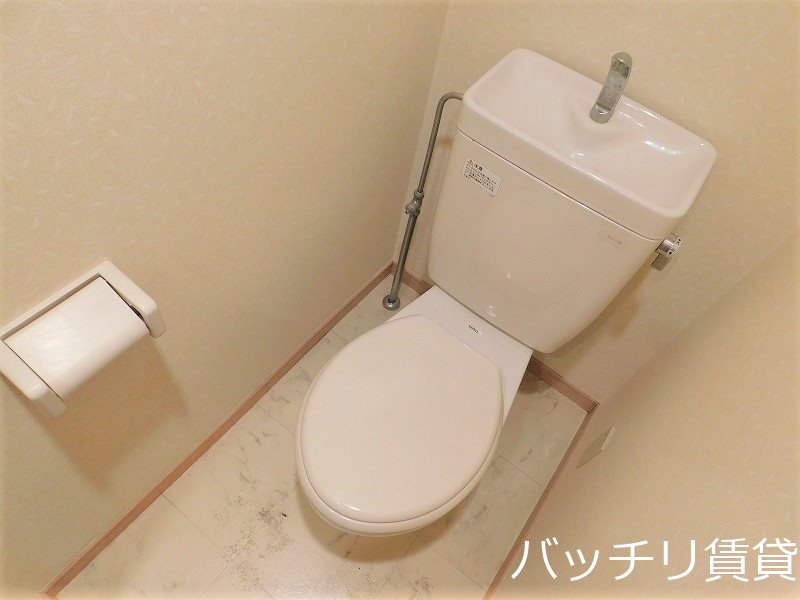 トイレ　別号室イメージの為、現状を優先致します。