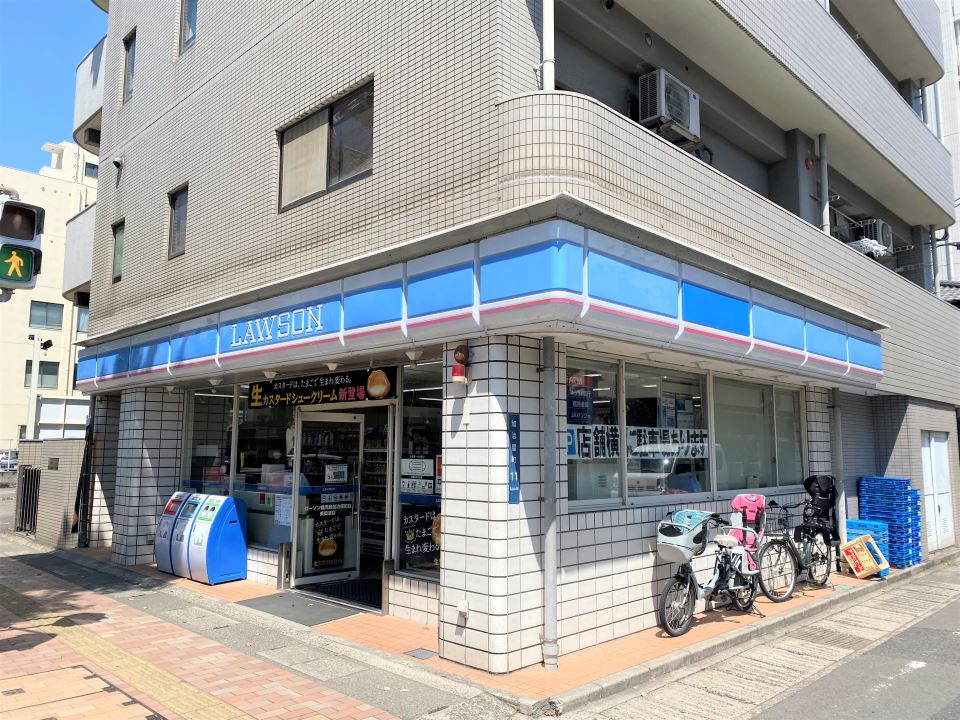 コンビニ　ローソン鹿児島加治屋町店（コンビニ）まで230m