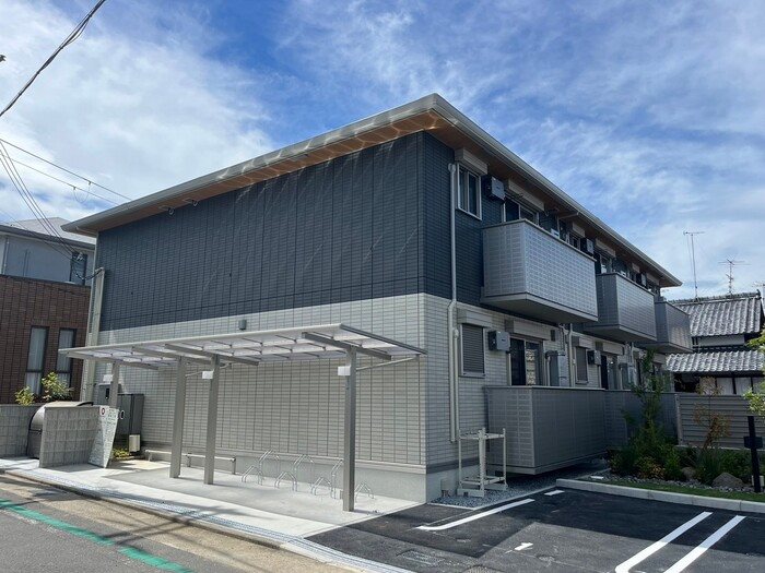 サンメゾン寿々の外観写真