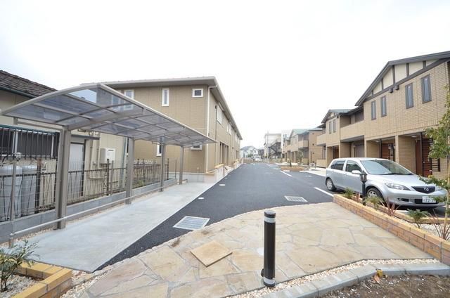 駐車場　☆敷地内には駐輪場あり☆