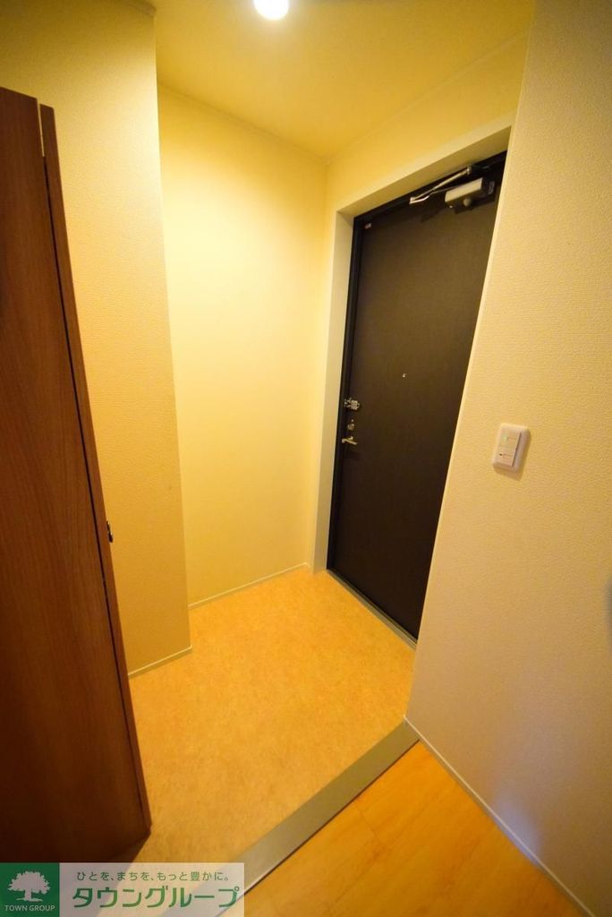 玄関　★同物件の別部屋の参考写真です★