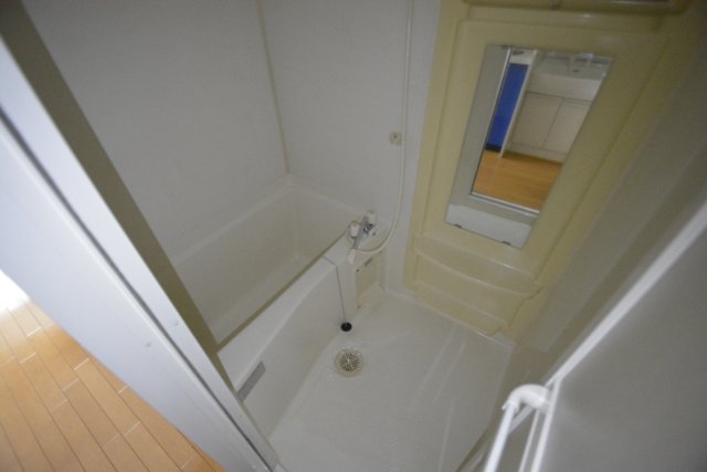 プレサンス名古屋城前の風呂写真