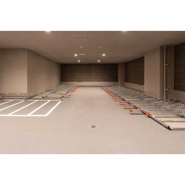 駐車場　駐輪場