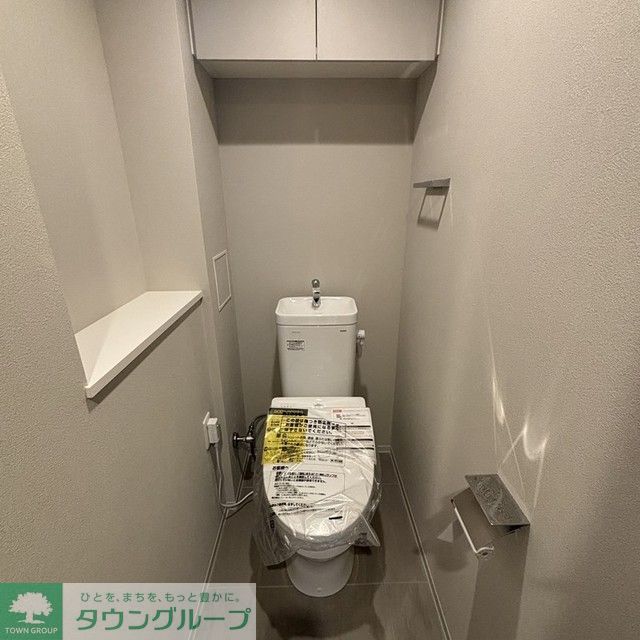 トイレ　※写真は同タイプ住戸です。