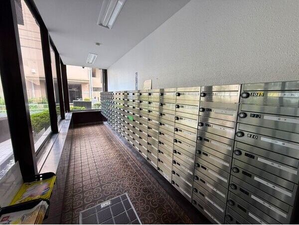 地下鉄鶴舞線 大須観音駅 徒歩8分 12階建 築50年の外観写真