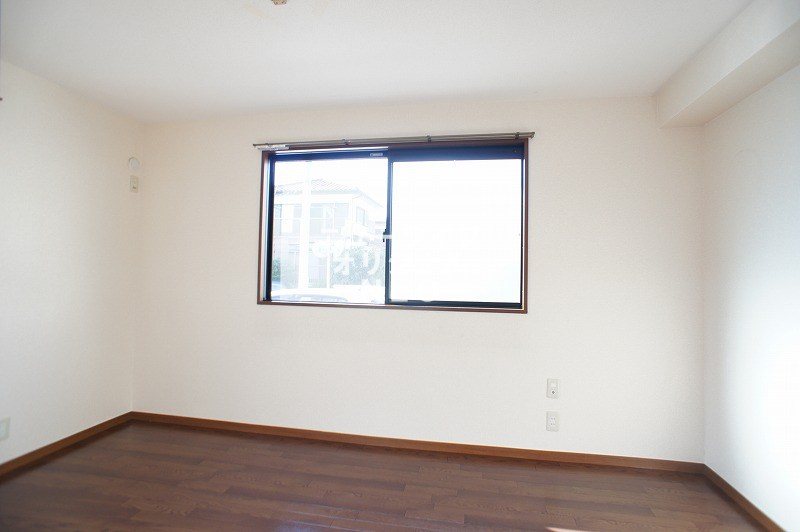 その他部屋・スペース　寝室向きの落ち着いて過ごせるお部屋です☆