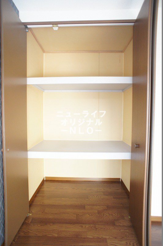 収納　奥行きのある収納スペースで荷物もたくさん入ります☆