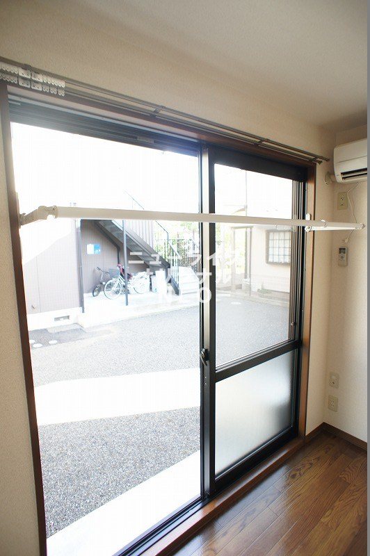 その他設備　雨の日のお洗濯に室内物干しユニット設置☆