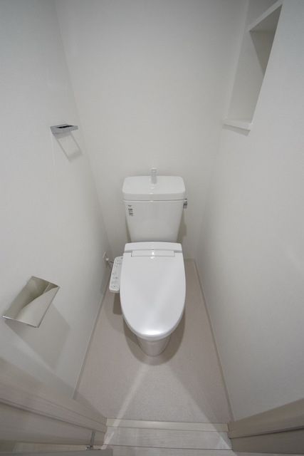 LUMEED中野坂上のトイレ写真