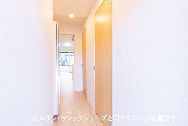 ＪＲ東海道本線 藤枝駅 徒歩19分 2階建 新築の玄関写真