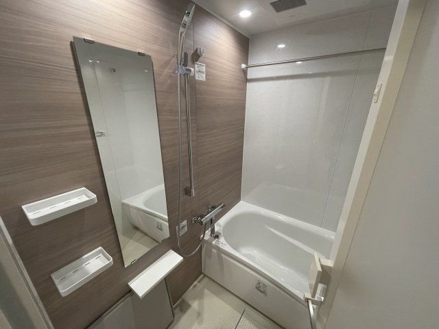 プライムメゾン千葉新町の風呂写真