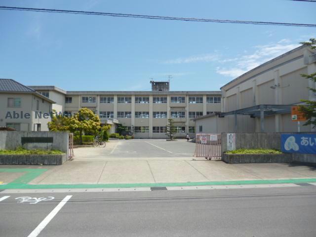 小学校　鈴鹿市立清和小学校（小学校）まで344m
