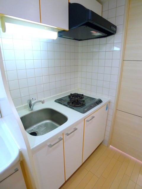 地下鉄名城線 東別院駅 徒歩1分 13階建 築17年のキッチン写真