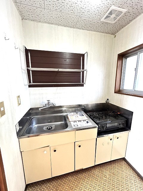 キッチン　写真は1-D号室です（参考）