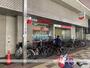 銀行　（株）三菱ＵＦＪ銀行／東大阪支店（銀行）まで746m